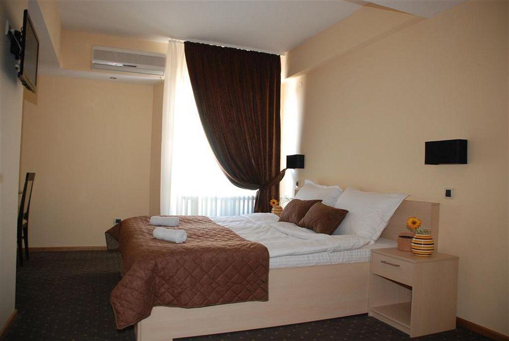 Hotel Srbija ヴルシャツ エクステリア 写真